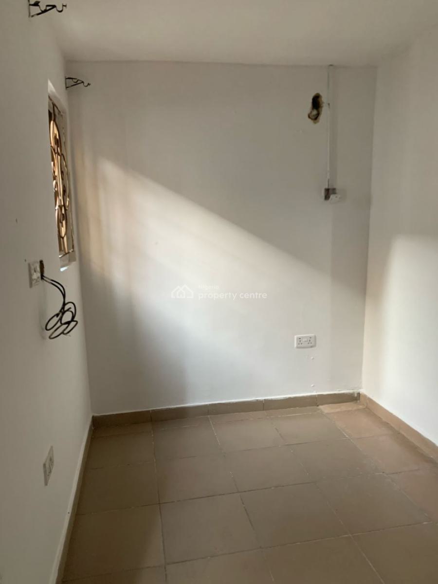 Standard Bq, Sangotedo, Ajah, Lagos, Self Contain (single Rooms) for Rent