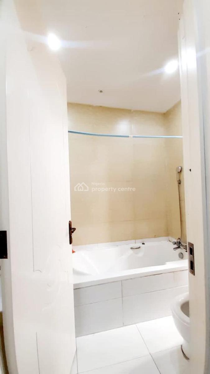 Nicely Furnished 3 Bedroom Apartment, Agungi, Lekki, Lagos, Flat / Apartment for Sale