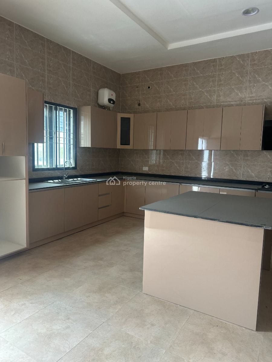 6 Bedrooms Fully Detached Duplex, Karsana, Abuja, Detached Duplex for Sale