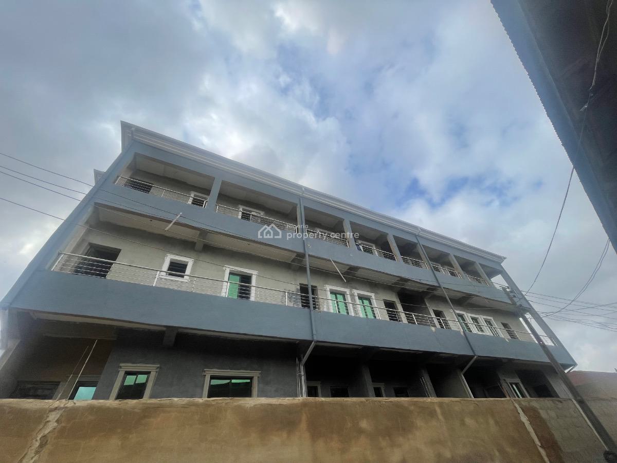 One Bedroom Flat for Lease, Yaba, Lagos, Mini Flat (room and Parlour) for Sale