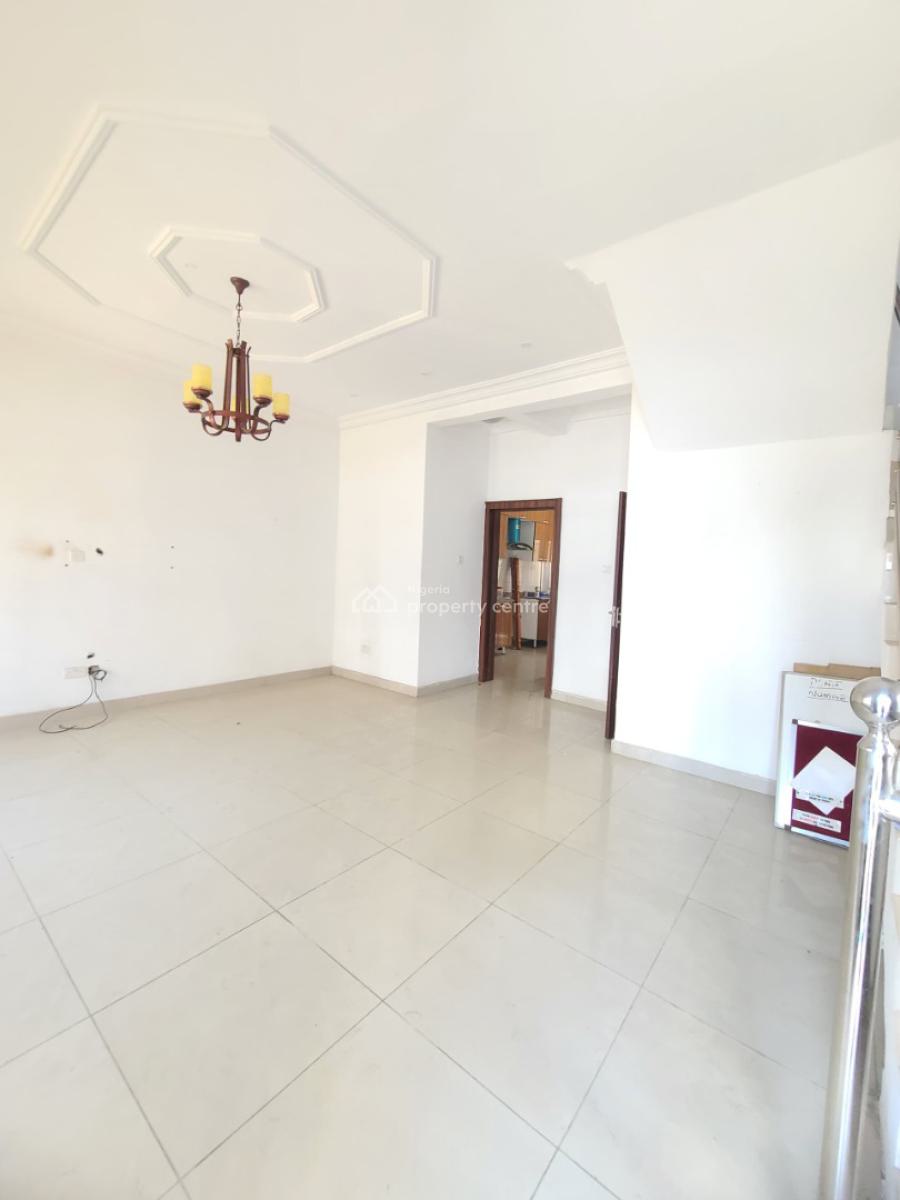 Luxury Standard Spacious 3 Bedroom Terrace Duplex with Bq, Orchid Road, Lekki, Lagos, Flat / Apartment for Sale