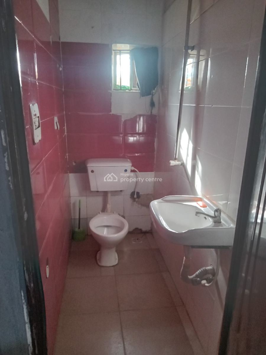 Fine One Room Self Contained, Mashall Hill Estate Addo Road, Lekki, Lagos, Self Contain (single Rooms) for Rent