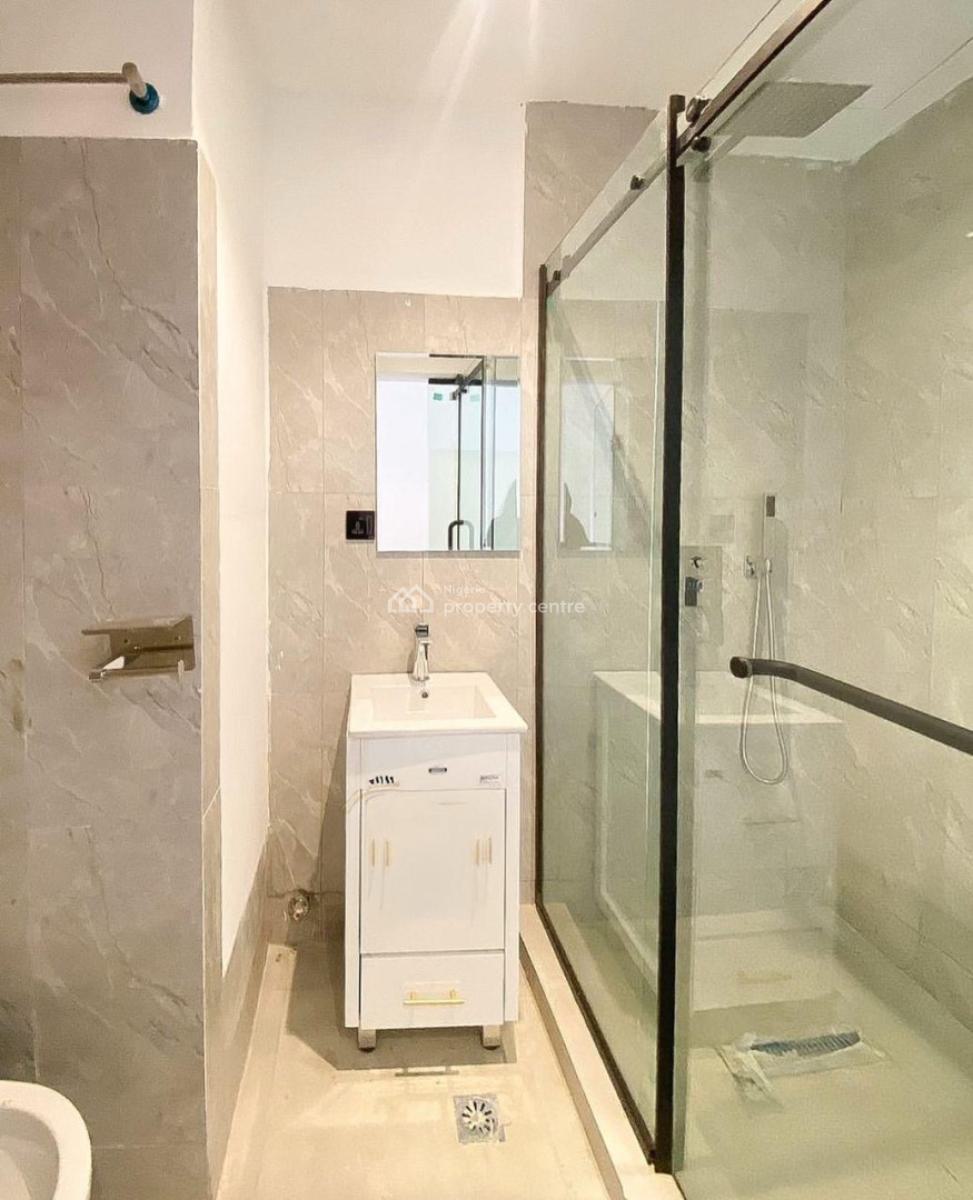 2 Bedroom Maisonette, Lekki Phase 1, Lekki, Lagos, House for Sale