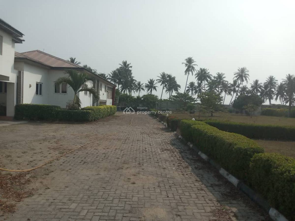 Fully Detached 8 Bedroom Duplex on 2 Acres of Land. ( Waterfront,pool, Lekki Free Trade Zone, Lekki, Lagos, Detached Duplex for Sale