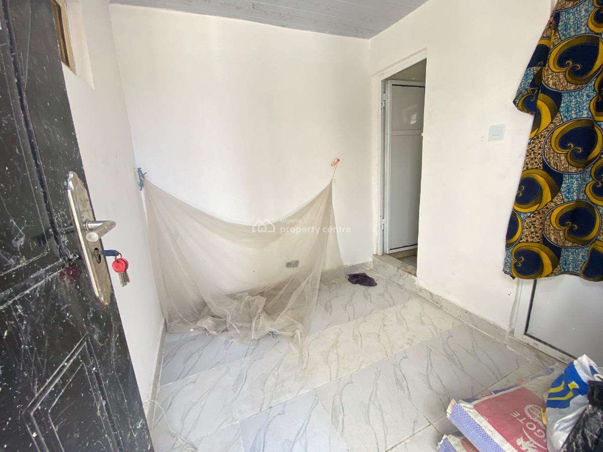 Newly Built Self Contain, Orchid Road, Lekki, Lagos, Self Contain (single Rooms) for Rent