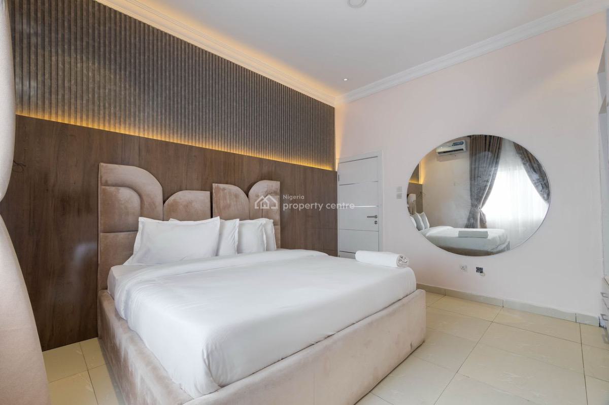 Luxury 2 Bedroom Flat with Ps5, Snooker Board and Tennis Available, Lekki Phase 1, Lekki, Lagos, Flat / Apartment Short Let