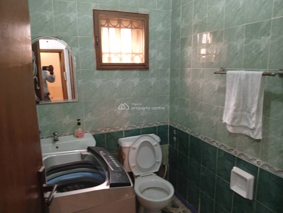 a Newly Renovated 2 Bedroom Flat Apartment, Unilag Estate, Gra Phase 1, Magodo, Lagos, Flat / Apartment for Rent