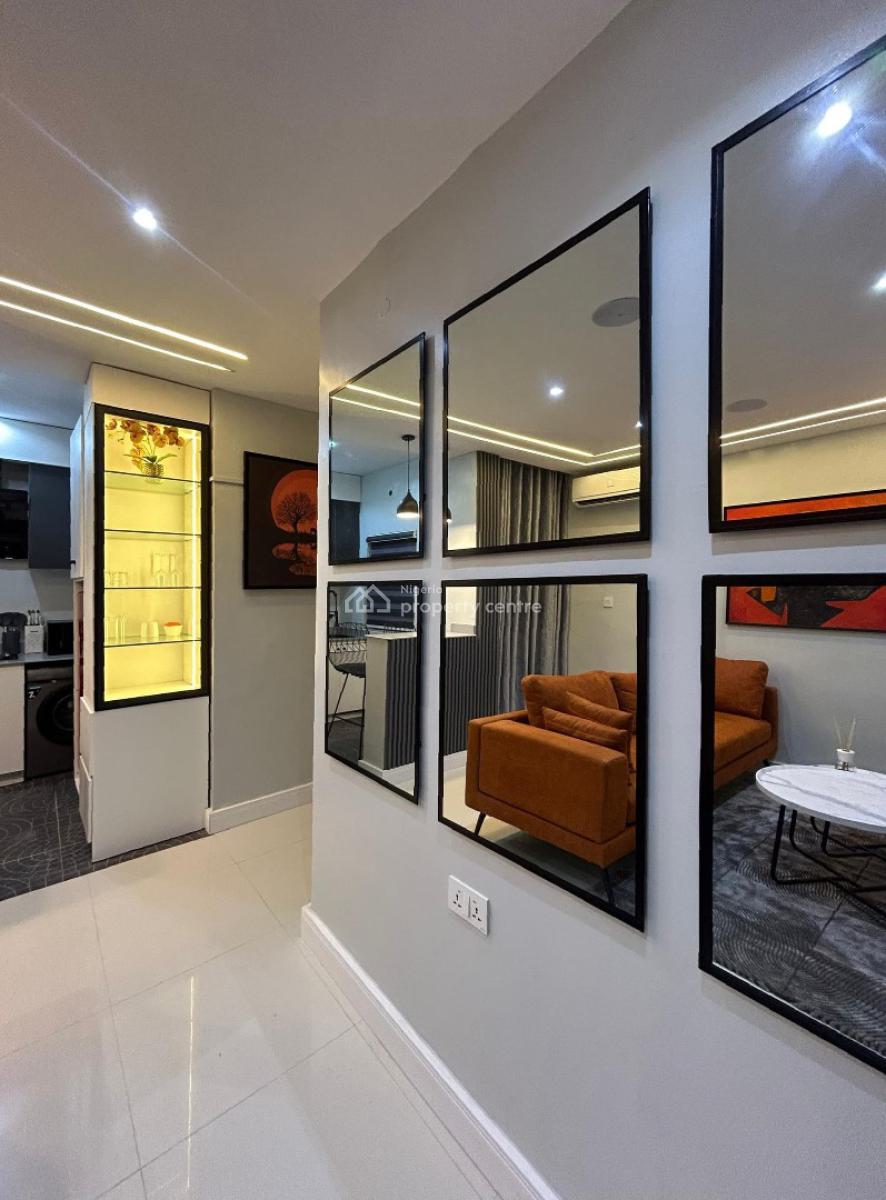 Cozy 1 Bedroom, Off Admiralty Way, Lekki Phase 1, Lekki, Lagos, Flat / Apartment Short Let