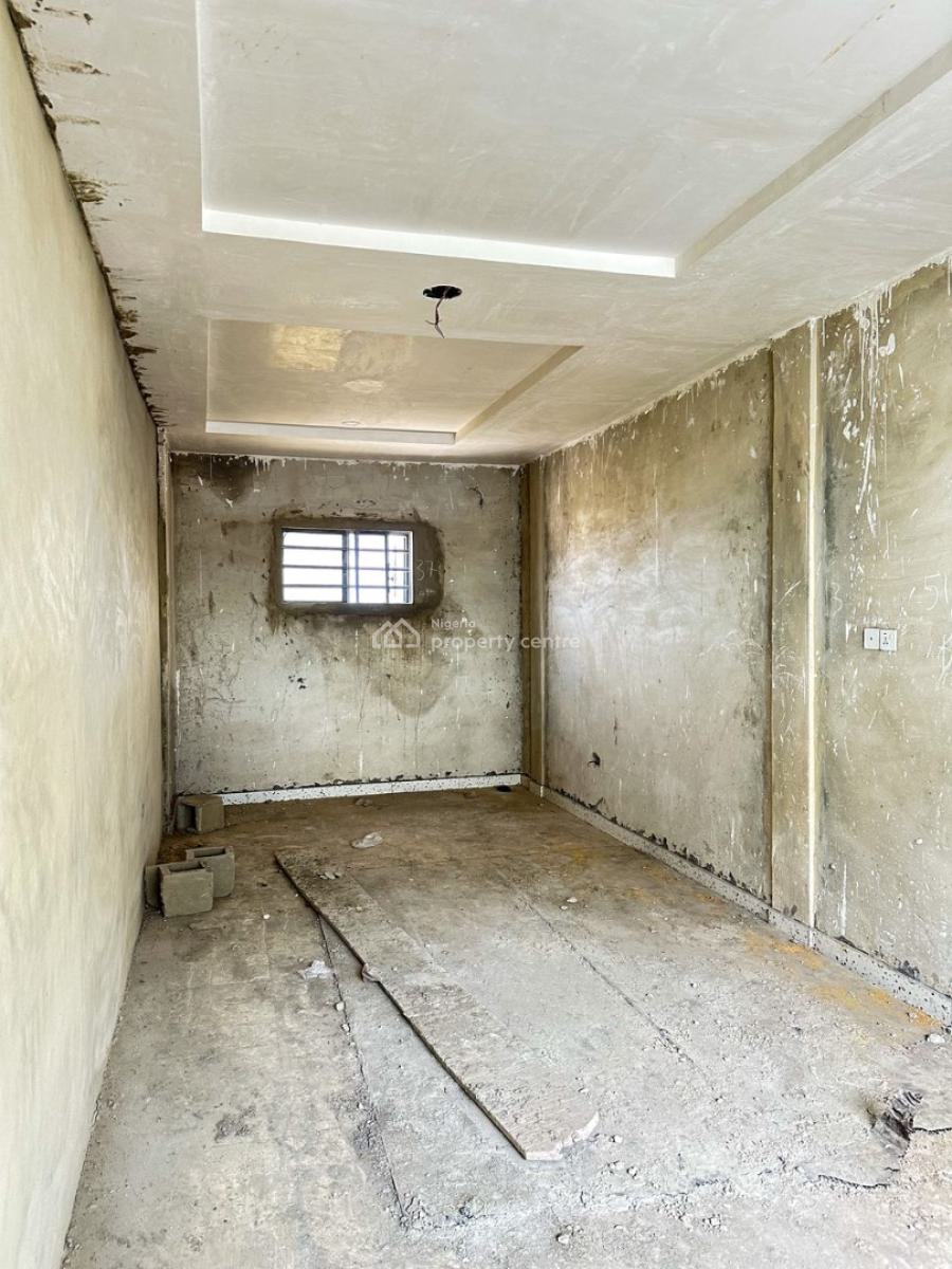Distress Deal! 24sqm Shop Space in Busy Mall with Elevator, E-mall, Orchid Road, Lekki, Lagos, Plaza / Complex / Mall for Sale