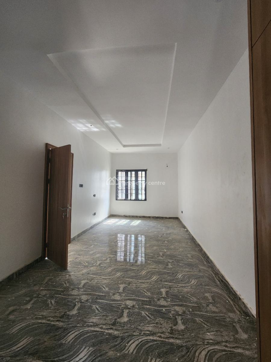 Beautiful Terrace Duplex with Basement & Corner Piece Advantage, Guzape District, Abuja, Terraced Duplex for Sale
