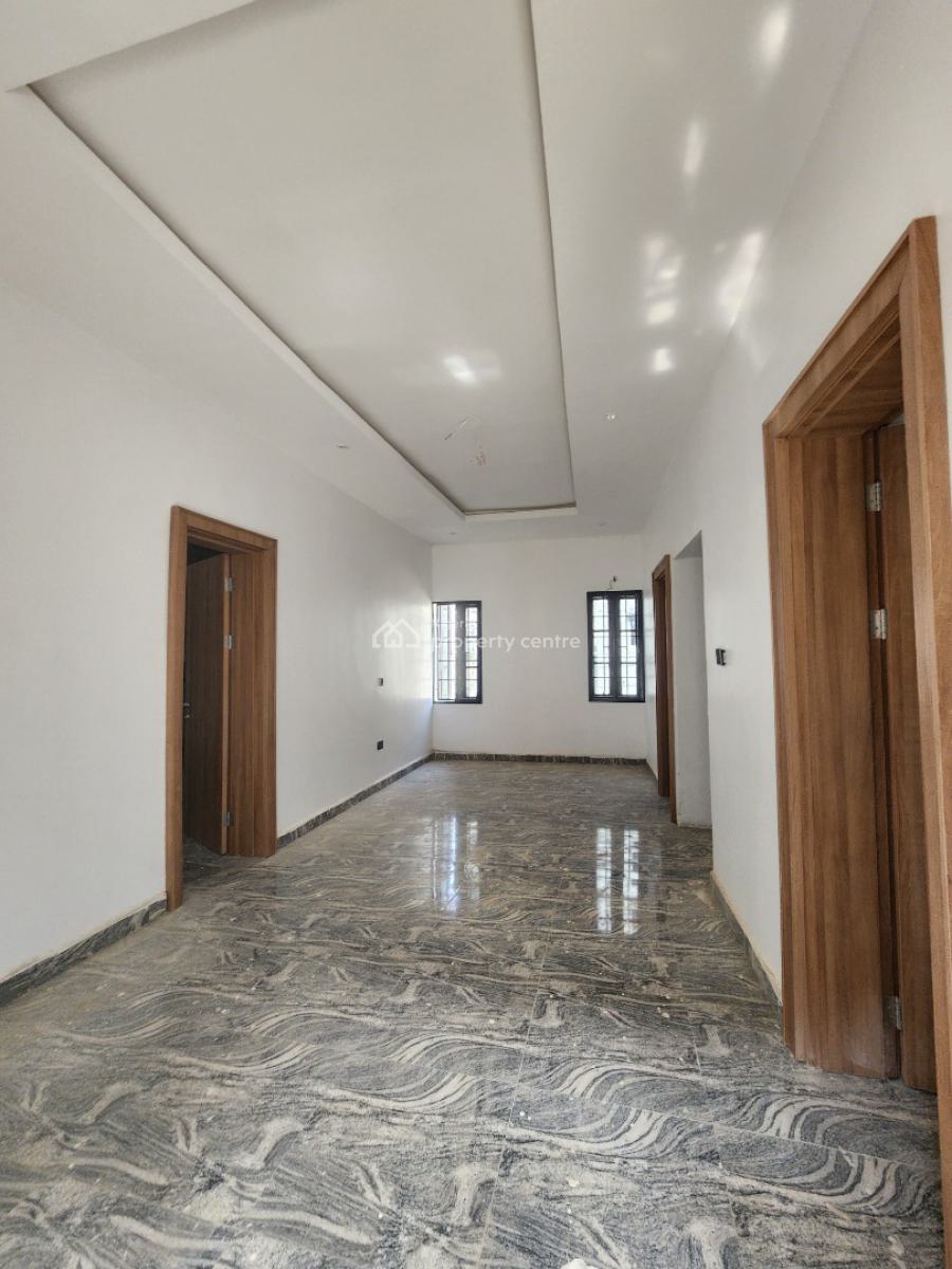 Beautiful Terrace Duplex with Basement & Corner Piece Advantage, Guzape District, Abuja, Terraced Duplex for Sale