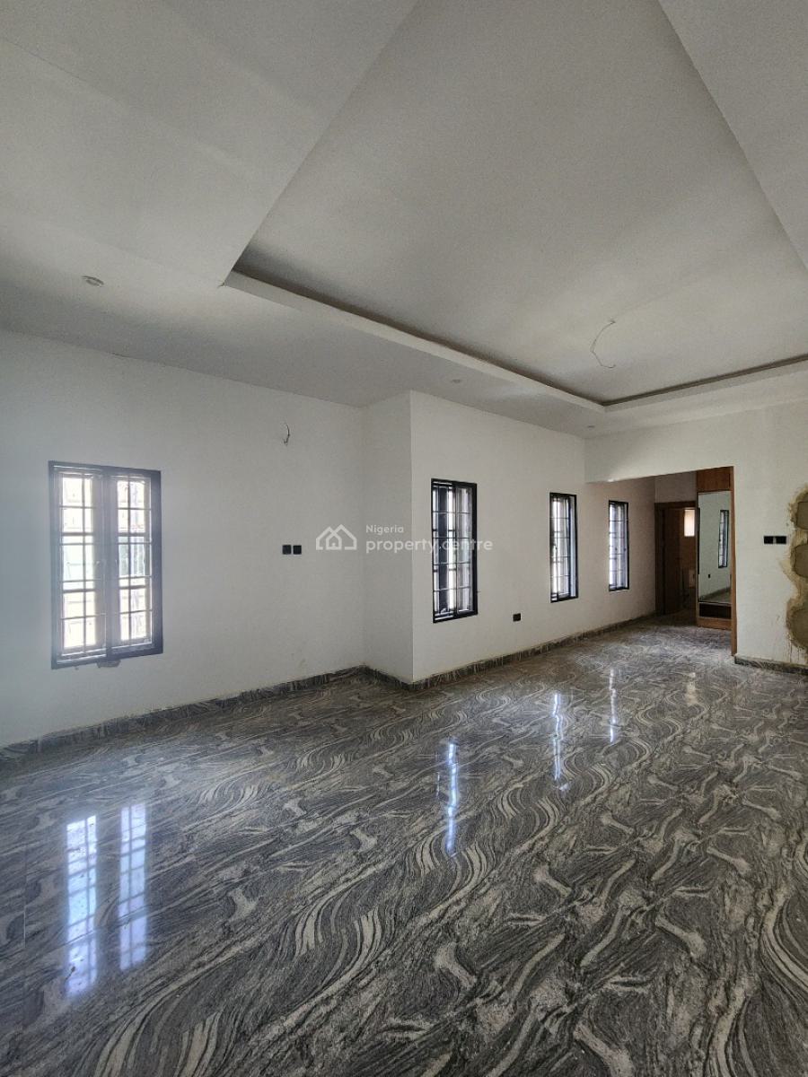 Beautiful Terrace Duplex with Basement & Corner Piece Advantage, Guzape District, Abuja, Terraced Duplex for Sale