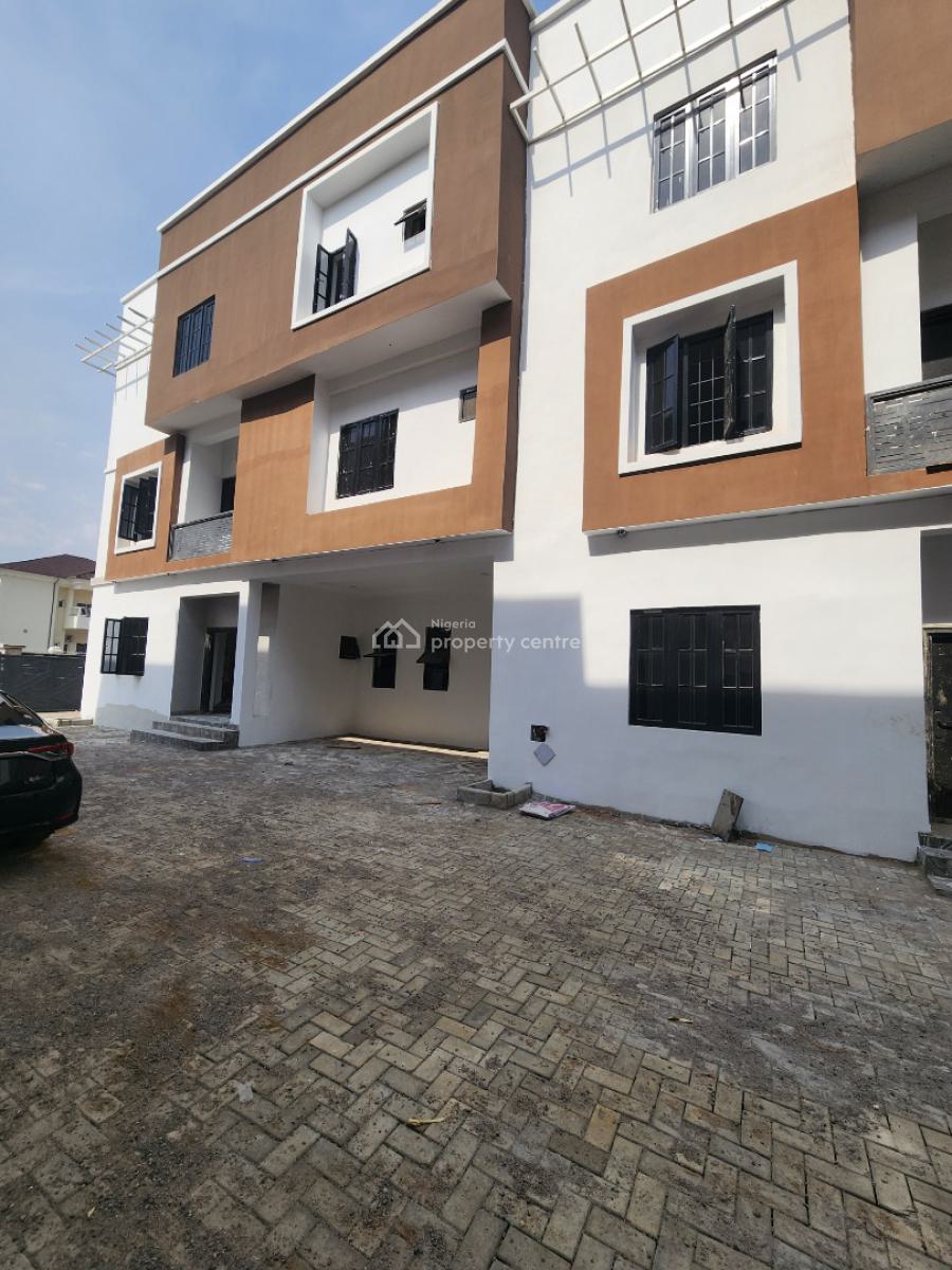 Beautiful Terrace Duplex with Basement & Corner Piece Advantage, Guzape District, Abuja, Terraced Duplex for Sale