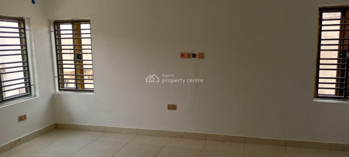 4 Bedroom Terrace Duplex, High Court Road, Lugbe District, Abuja, Terraced Duplex for Sale