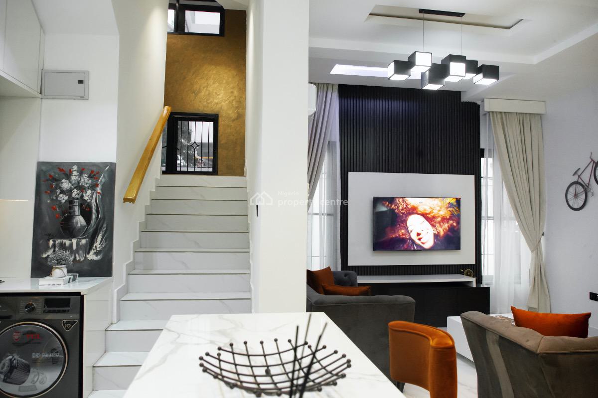 Luxury 2 Bedroom Apartment with Pool and Gym, 13b Ladoke Akintola Road, Ikeja Gra, Ikeja, Lagos, Flat / Apartment Short Let