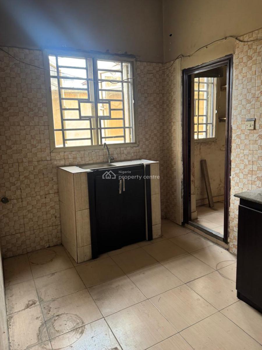 Luxury 2 Bedrooms Ensuite, Millenium Estate, Gbagada, Lagos, Flat / Apartment for Rent