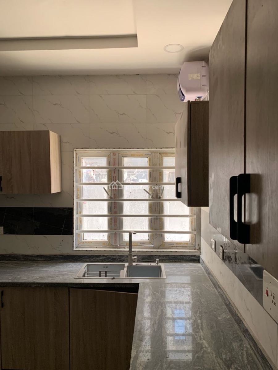 Newly Built 4 Bedroom Duplex, Ilaje, Mobil Road, Lekki, Lagos, House for Rent