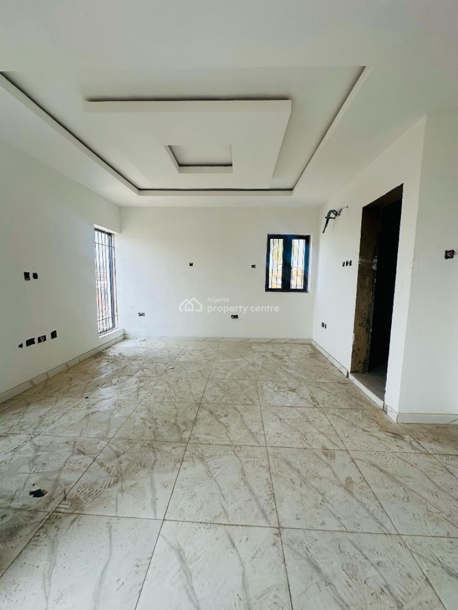 Beautifully Crafted 4 Bedroom Terrace Duplex+bq,serene Environment, Beautifully Crafted 4 Bedroom Terrace Duplex+bq,serene Environment, Obanikoro, Shomolu, Lagos, House for Sale