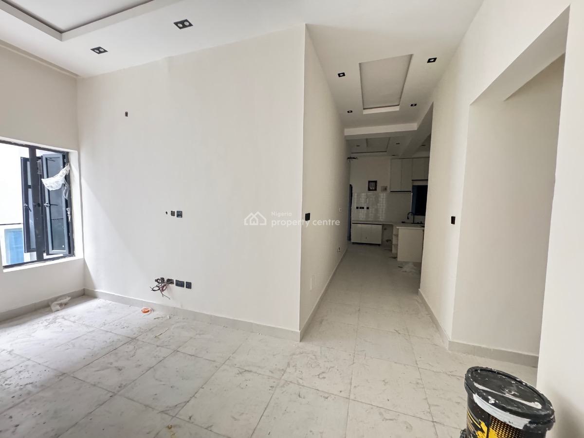 2 Bedroom Apartment with Bq, Elevator & Gym, Off Freedom Way, Lekki Phase 1, Lekki, Lagos, Flat / Apartment for Sale