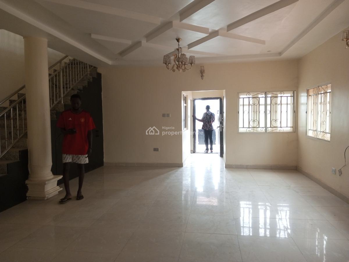 4bedroom Duplex Available in an Estate Near Pengassan Estate, Near Pengassan Estate, Lokogoma District, Abuja, Detached Duplex for Rent
