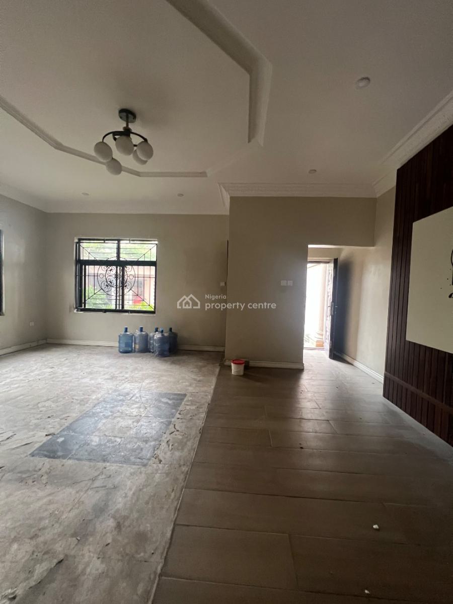 Well Built 4bedroom Semi Detached House with 2bq, Lekki Phase 1, Lekki, Lagos, Semi-detached Duplex for Rent