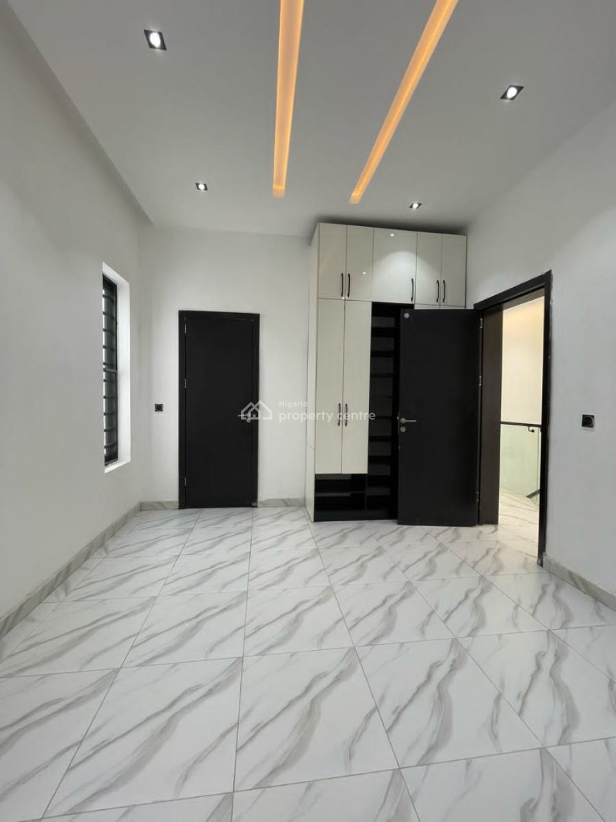 5 Bedroom Fully Detached with Pool and Bq, Ajah, Lagos, Detached Duplex for Sale