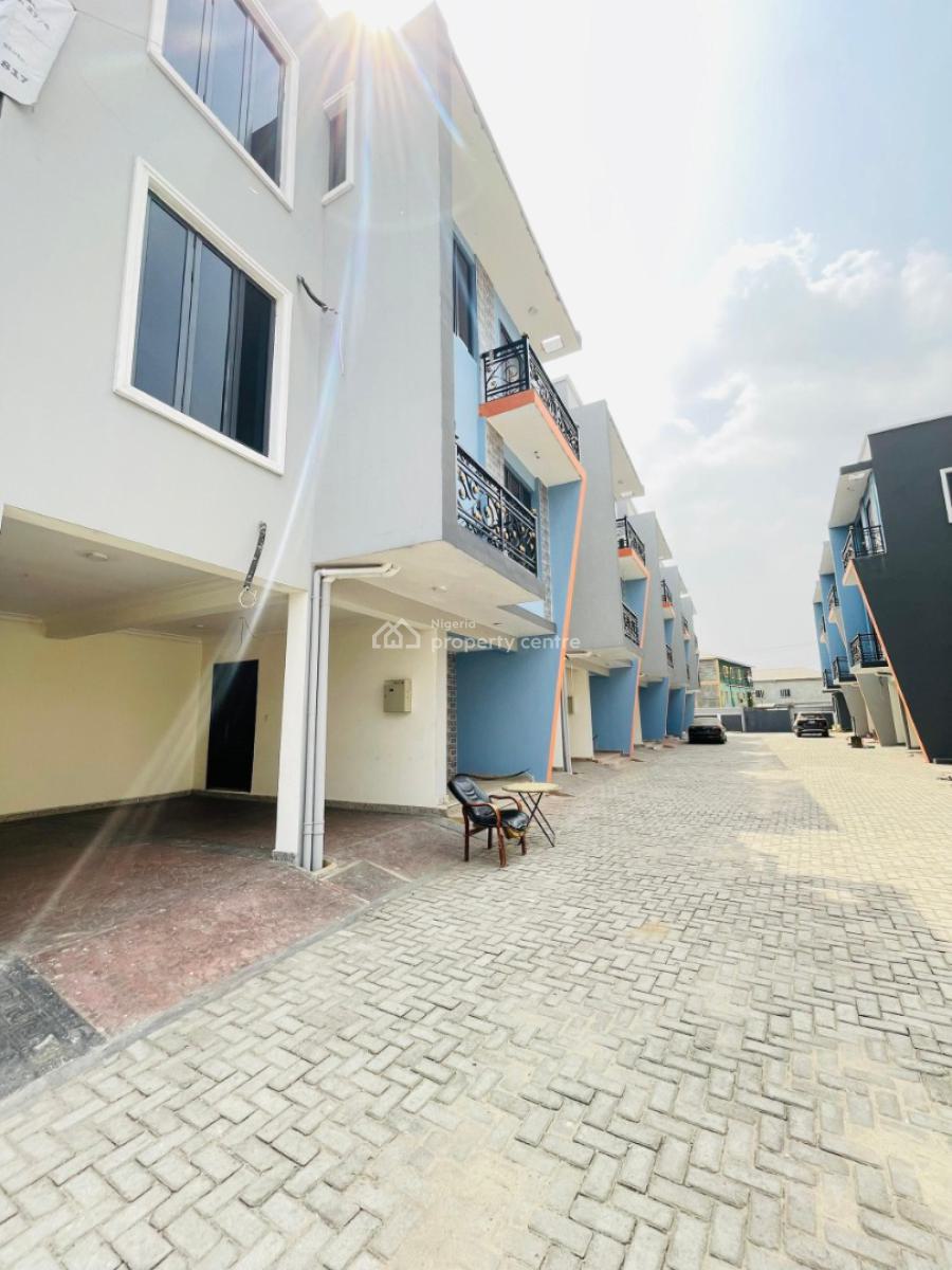 4 Bedroom Terrace Duplex, Yaba, Lagos, Terraced Duplex for Sale
