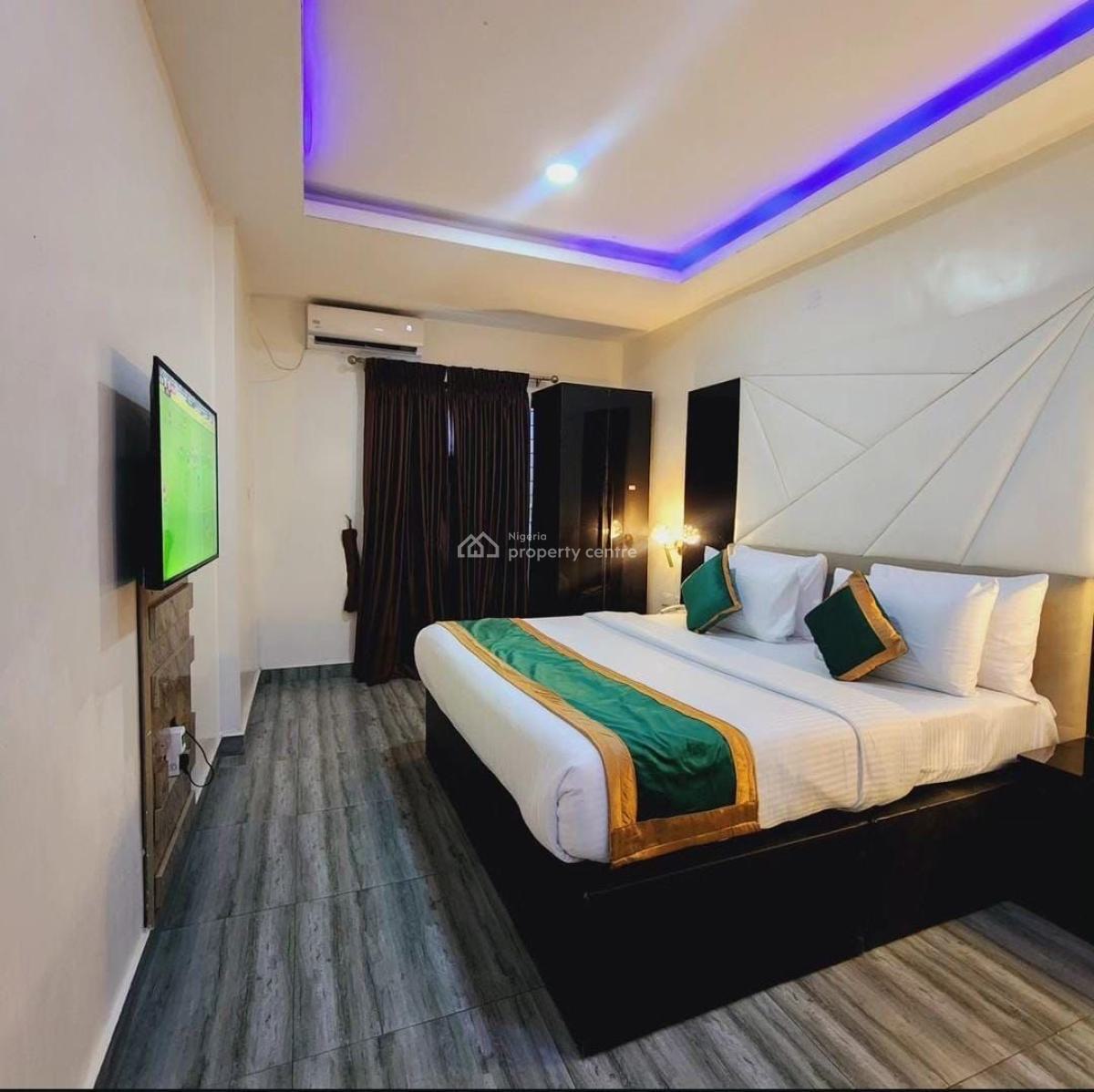 Tastefully Built 10 Units of Fully Furnished (2) Bedrooms Apartment, Lekki Phase 1, Lekki, Lagos, Flat / Apartment for Rent