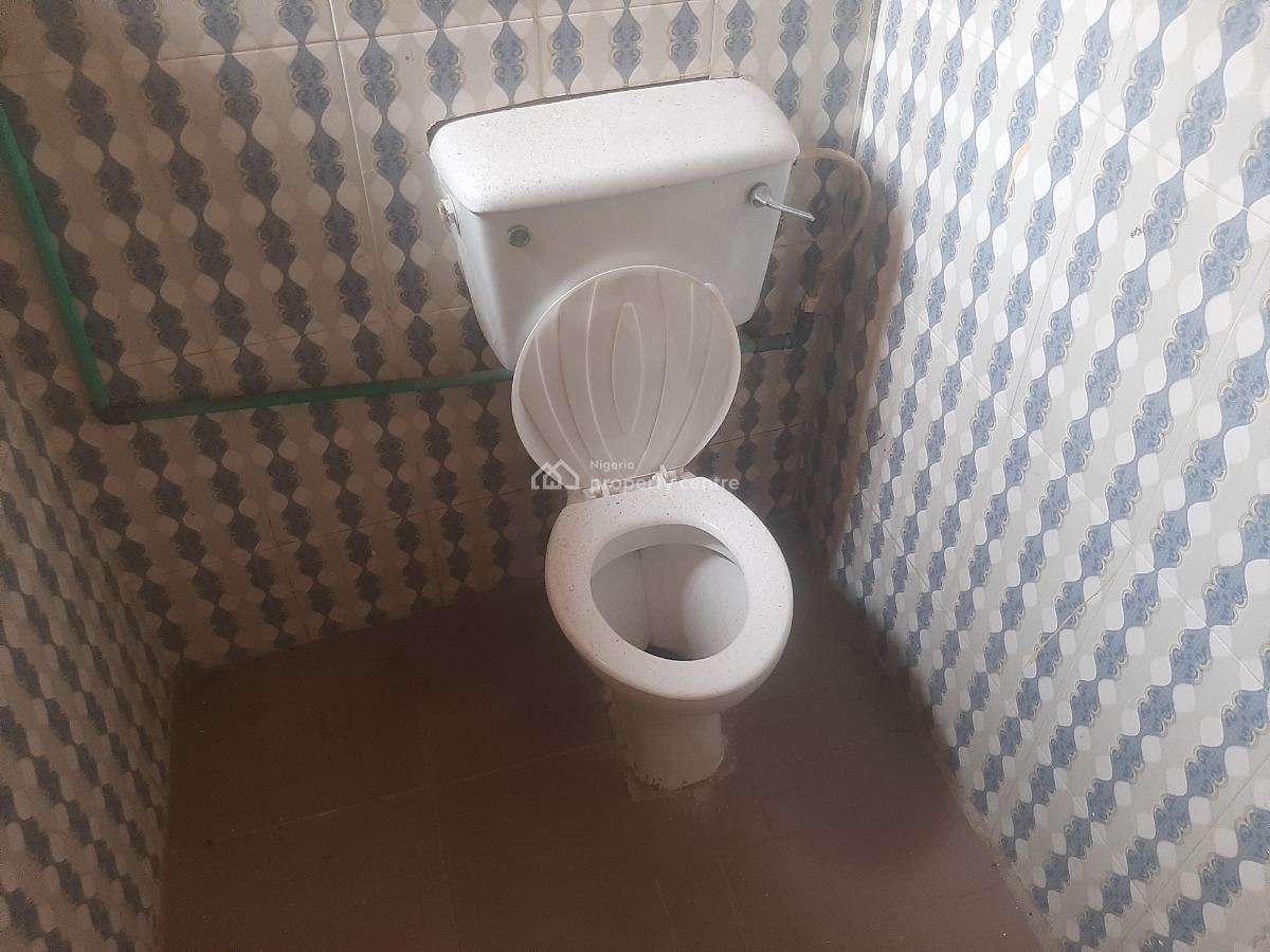 an All En-suite, Clean, and Nice Mini-flat with Pop Ceilings, Near Saabo Bus Stop, Ojodu, Lagos, Mini Flat (room and Parlour) for Rent
