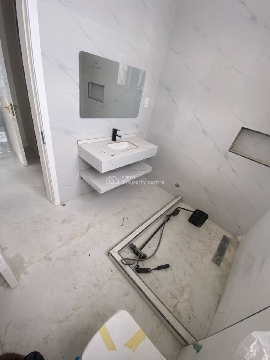 Tastefully Built Brand New Fully Serviced Three (3) Bedroom Apartment, Lekki Phase 1, Lekki, Lagos, Flat / Apartment for Rent