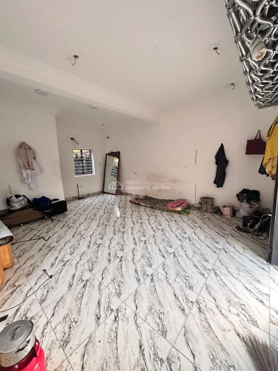 a 34sqm Shop Space in a Prime Location with Personal Toilet, Lekki Phase 1, Lekki Phase 1, Lekki, Lagos, Commercial Property for Rent