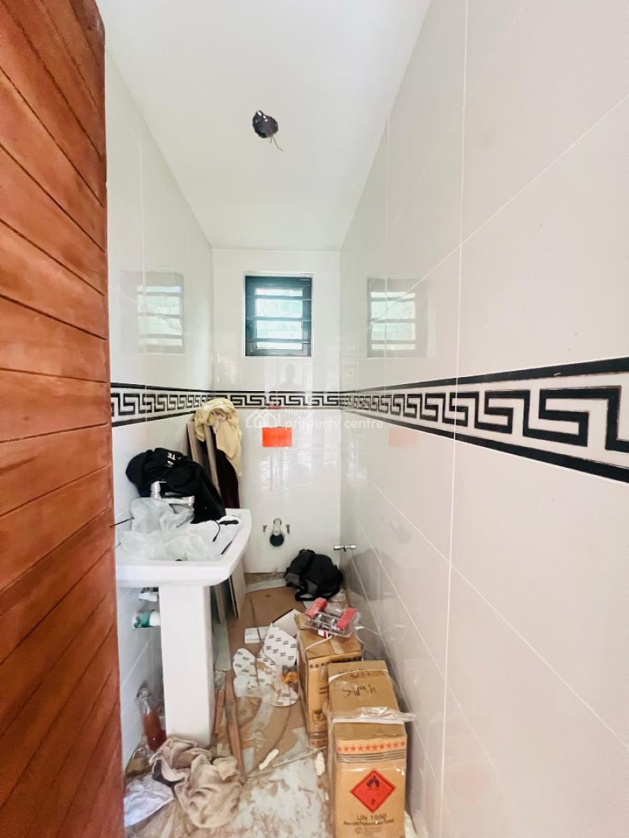 Alluring 5 Bedroom Fully Detached Duplex Plus Bq with Range of Feature, The Ultimate Modern Retreat: 5-bedroom Duplex + Bq, Gra, Ogudu, Lagos, Detached Duplex for Sale