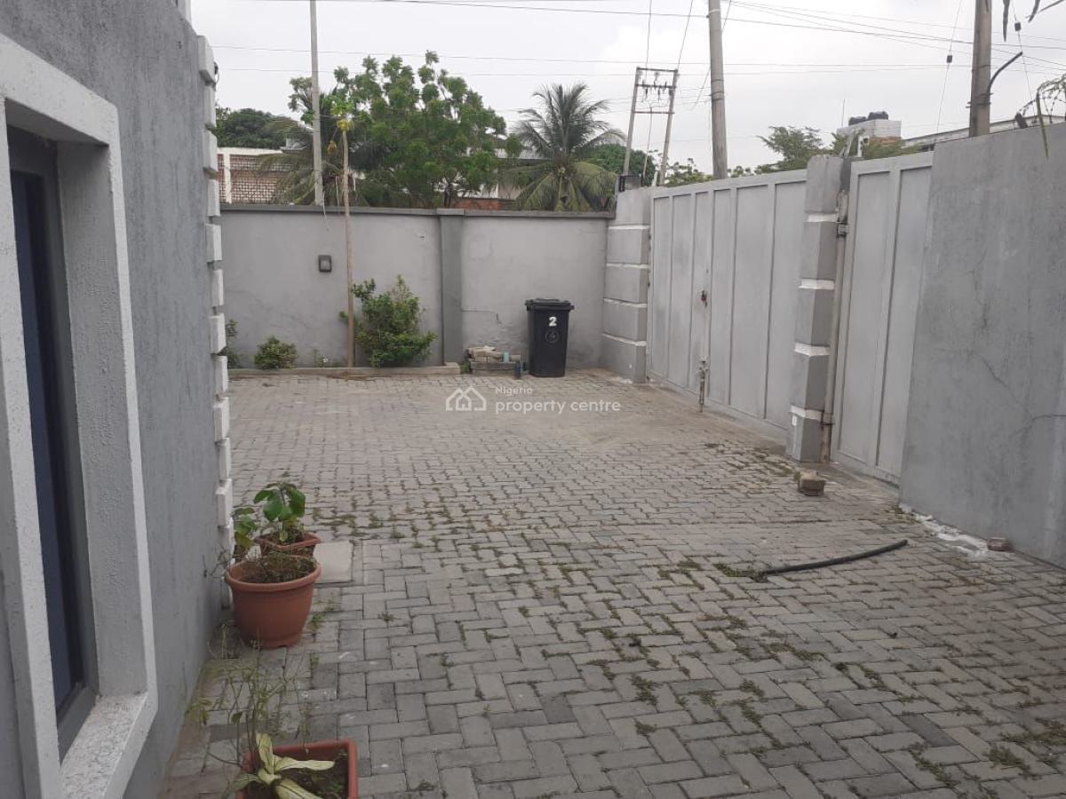 4-bedroom Semi Detached Duplex with 1-room Bq, Off Mobolaji Johnson, Lekki Phase 1, Lekki, Lagos, Semi-detached Duplex for Sale