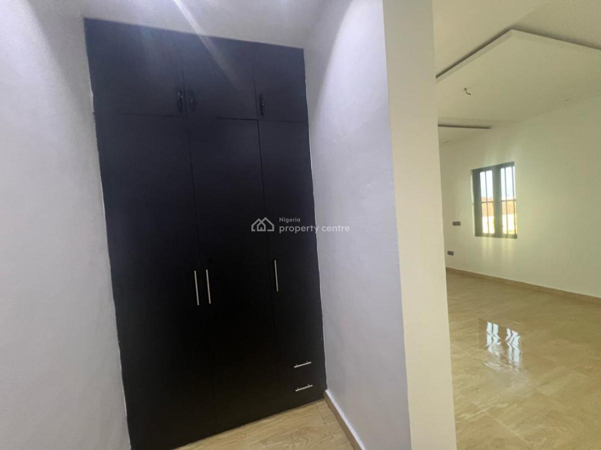 Brand New 3 Bedroom Apartment with Bq, Lekki Phase 1, Lekki, Lagos, Flat / Apartment for Rent