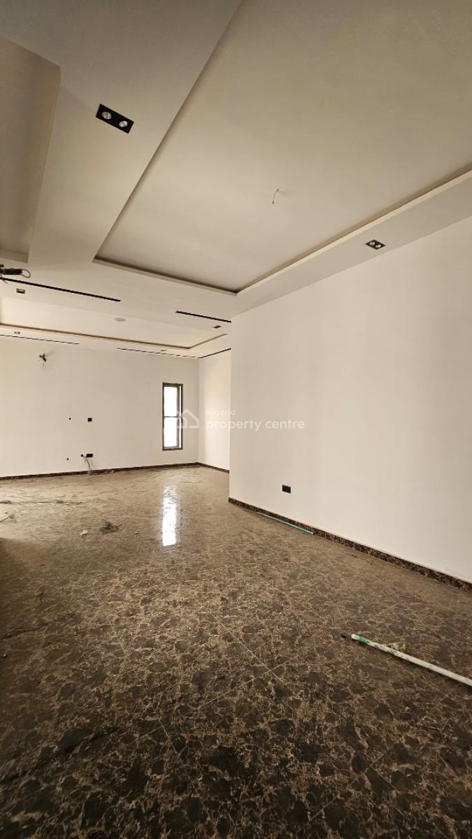 Exquisite Luxury 4 Bedroom Terrace with a Bq in a Secure Location., Lekki Phase 1, Lekki, Lagos, Terraced Duplex for Sale