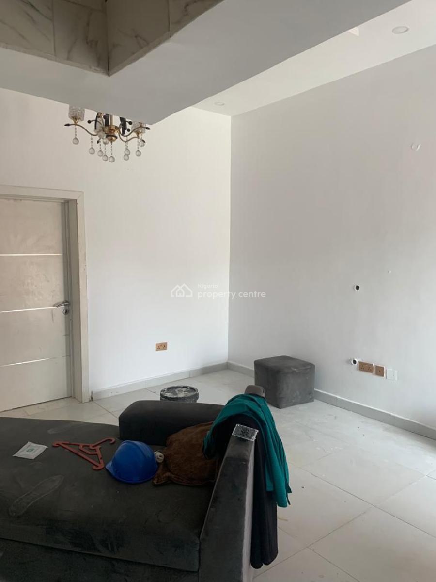 Spacious Room and Parlor Self Contain Flat, Ilasan, Lekki, Lagos, Mini Flat (room and Parlour) for Rent