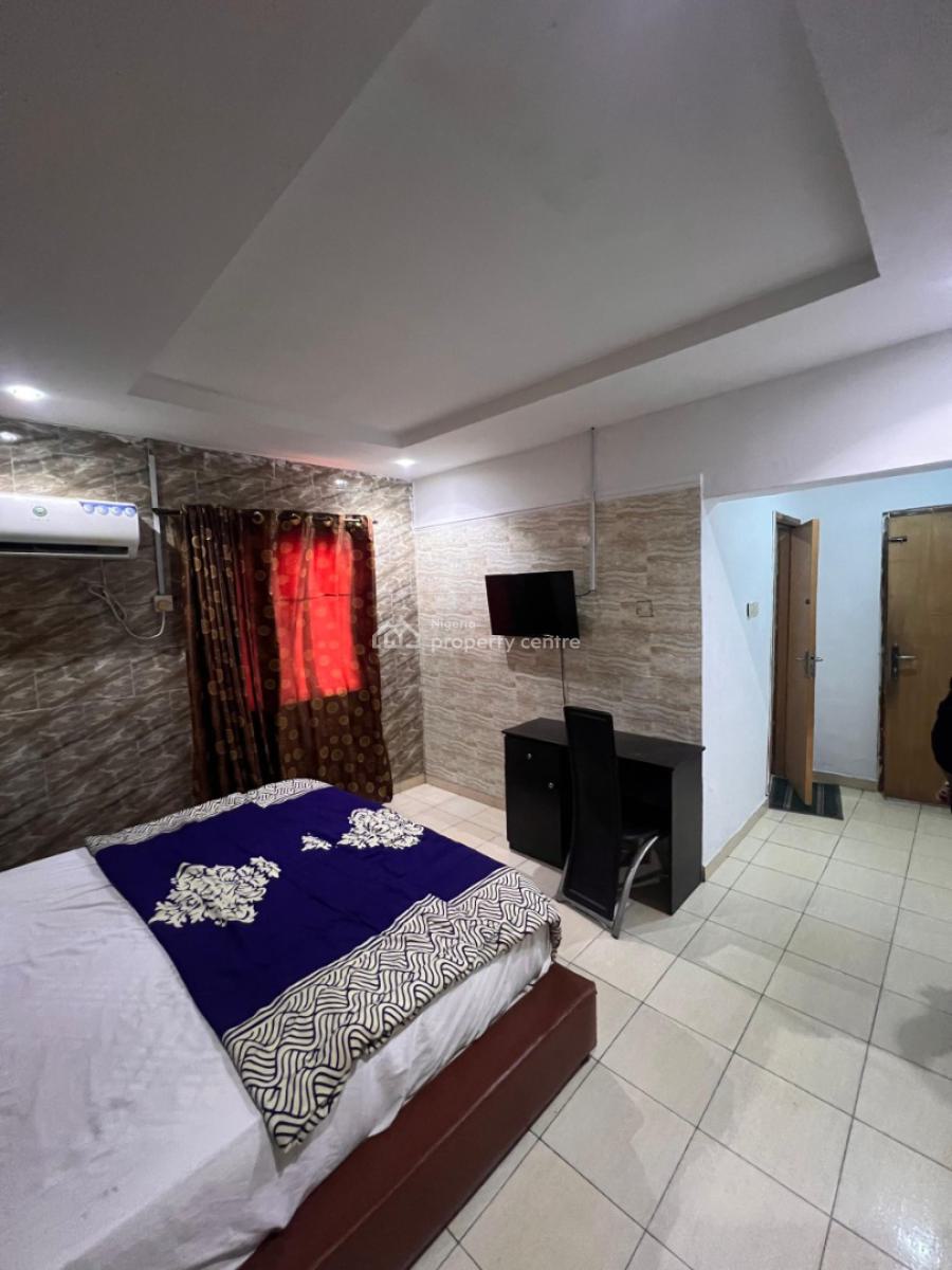 52-room Max-functioning Hotel, Ikate,elegushi, Ikate Elegushi, Lekki, Lagos, Hotel / Guest House for Sale