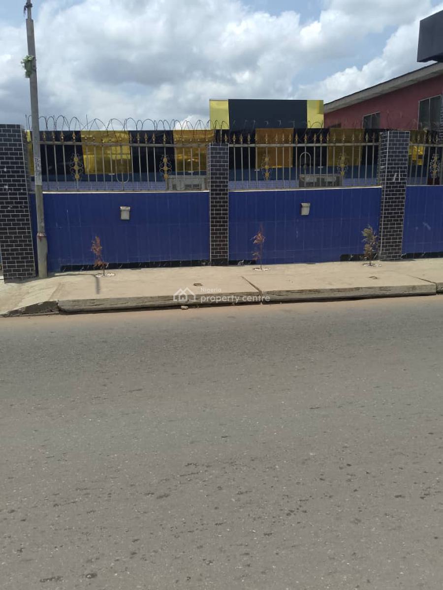 8 Bed Room House By Nnpc Road Ejibo, Nnpc Road Ejibo, Ejigbo, Lagos, Detached Duplex for Rent