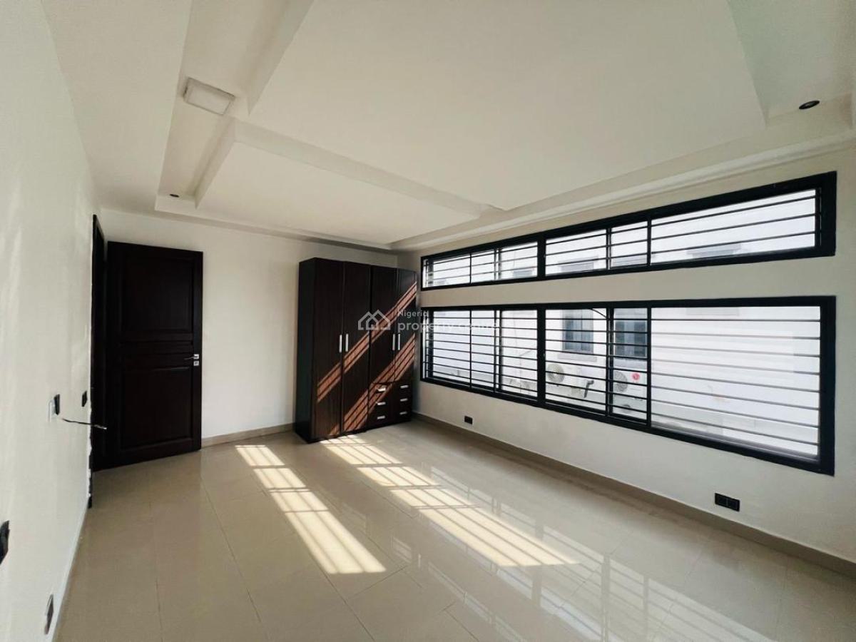 Luxury 4 Bedroom Semi-detached with Bq, Pinnock Beach Estate, Osapa, Lekki, Lagos, Semi-detached Duplex for Rent