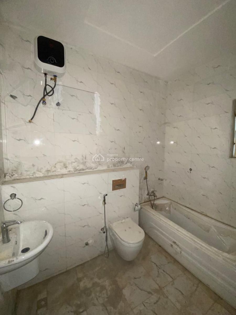 Well Built 3 Bedrooms Flat, Jahi, Abuja, Flat / Apartment for Sale