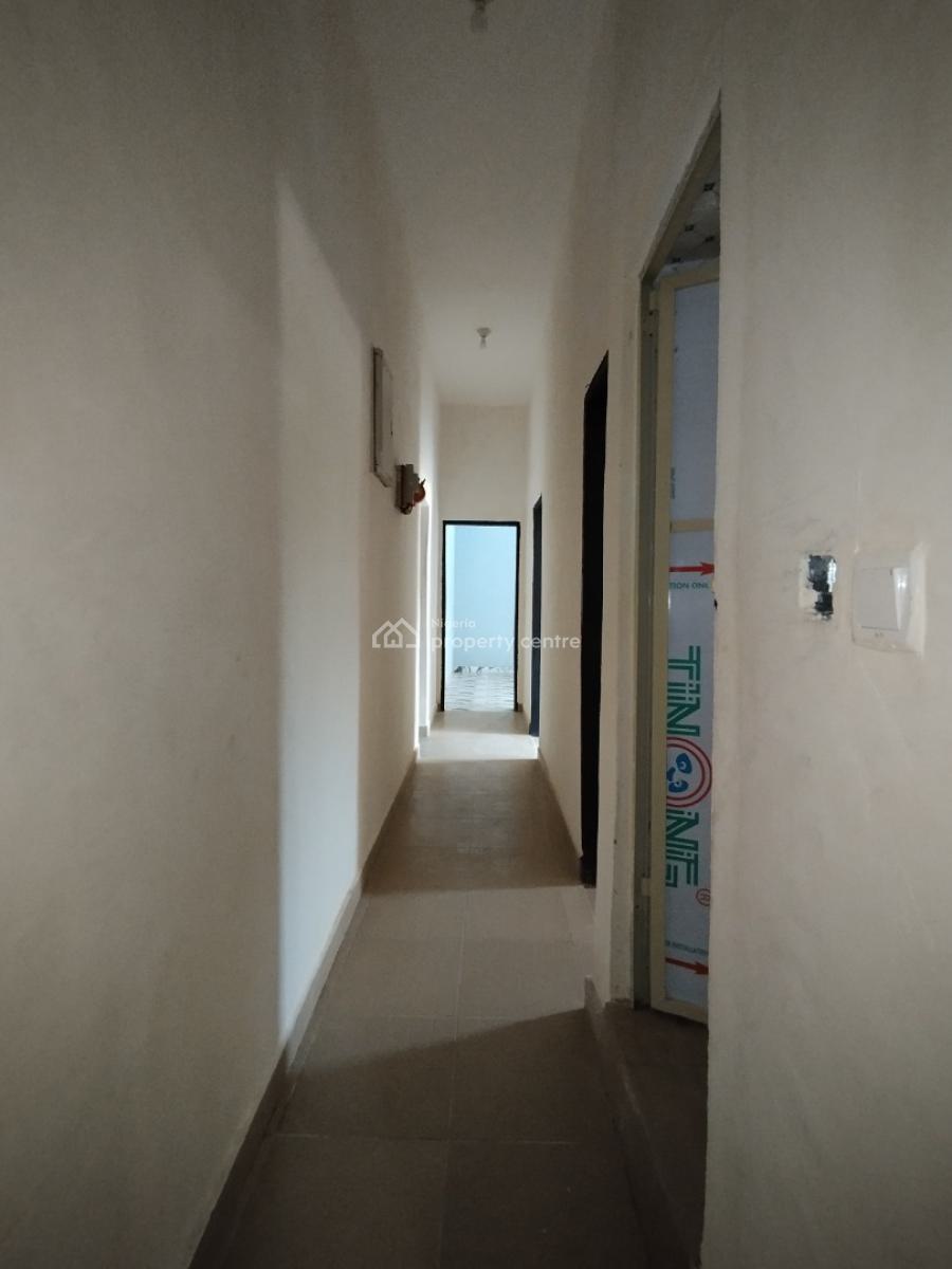 a Brand New Standard Two (2) Bedroom Flat, Along Oron Road, Uyo, Akwa Ibom, House for Rent