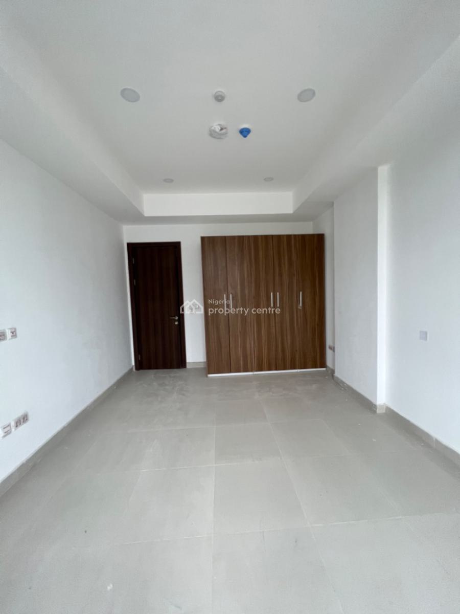 High Rise Apartment at Lekki Phase 1, Lekki Phase 1, Lekki, Lagos, Block of Flats for Sale