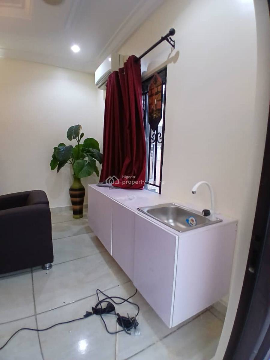 Furnish One Bedroom and Parlour at Chevron, Chevron By B E Apartment Chevron, Lekki, Lagos, Mini Flat (room and Parlour) for Rent