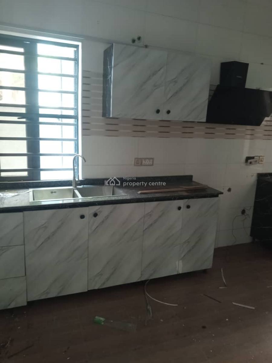 4-bedroom Fully Detached Duplex with a Room Bq, Magodo Phase 1, Isheri, Lagos, Flat / Apartment for Rent