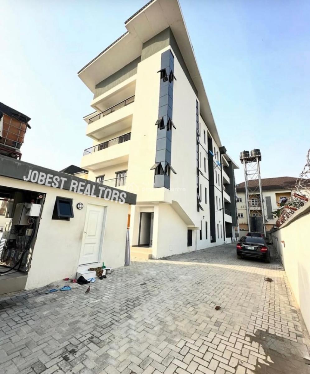 Well Maintained 2 Bedroom Apartment, Ologolo, Lekki, Lagos, Flat / Apartment for Rent