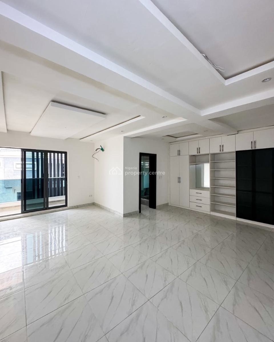 Massive 4 Bedroom Terrace Duplex with a Bq, Lekki Phase 1, Lekki Phase 1, Lekki, Lagos, Terraced Duplex for Sale