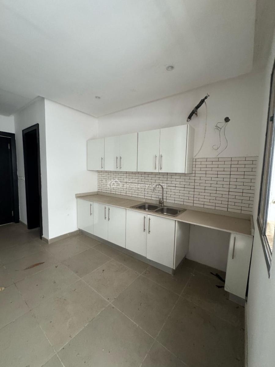 Very Spacious 4 Bedroom Terrace Duplex with Bq, Spacious En-suite Room, Chevron, Lekki, Lagos, Terraced Duplex for Sale