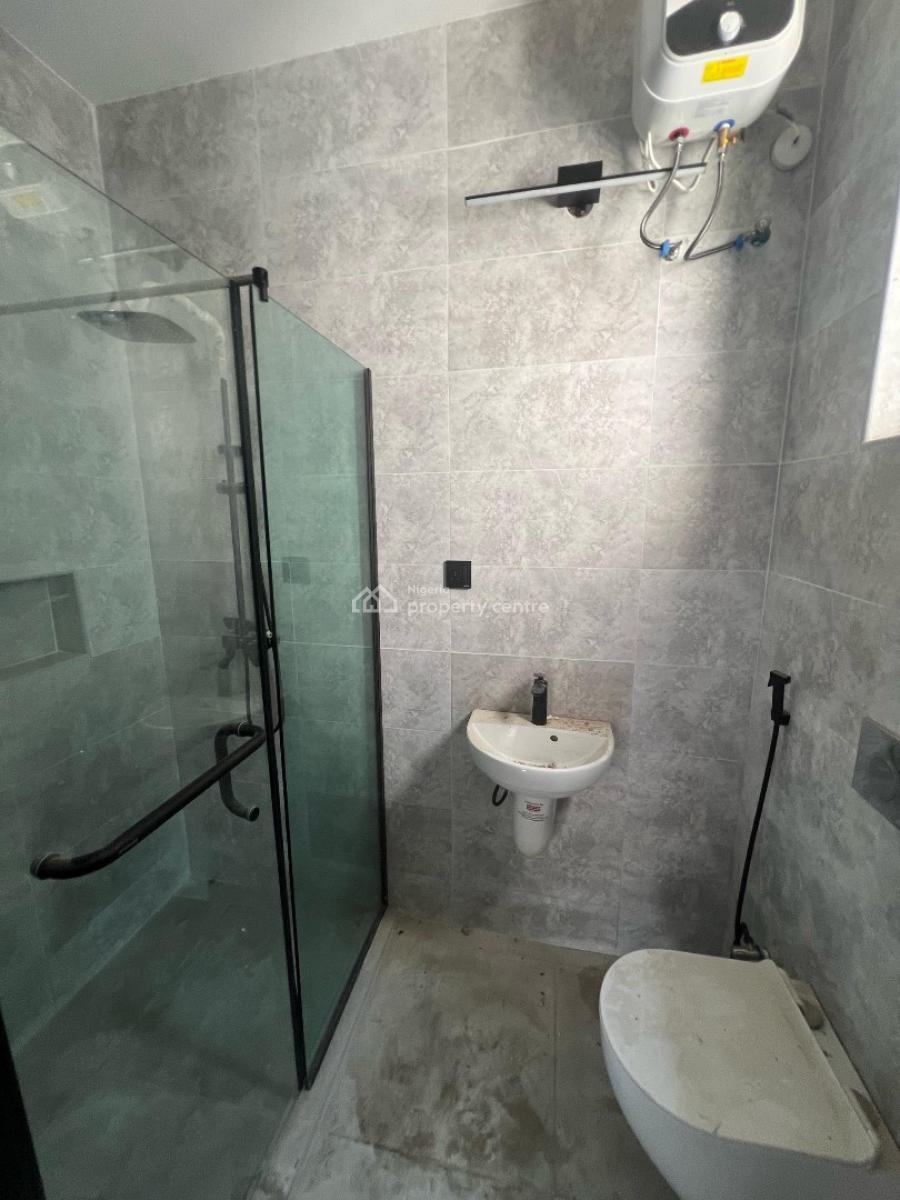 Lovely Built 1 Bedroom Apartment, Ologolo Lekki, Ologolo, Lekki, Lagos, Block of Flats for Sale
