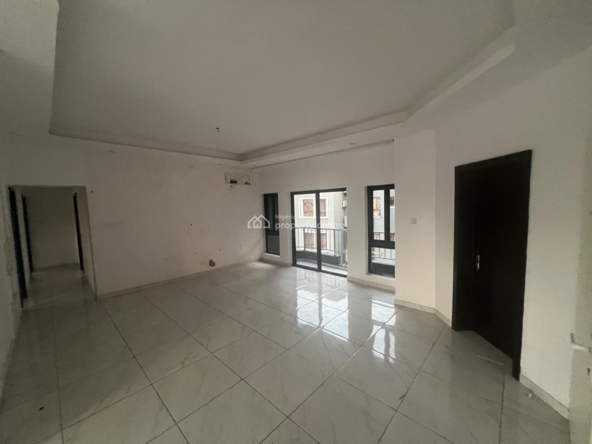 Standard 3 Bedroom Apartment with Bq, Lekki Phase 1, Lekki, Lagos, Flat / Apartment for Rent