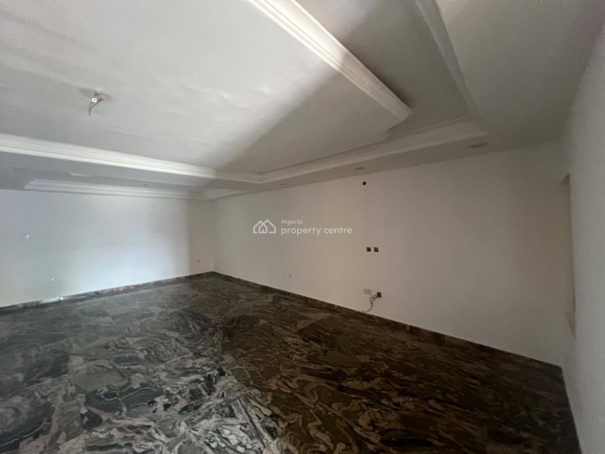 Spacious 3 Bedroom Apartment with Bq, Lekki Phase 1, Lekki, Lagos, Flat / Apartment for Rent